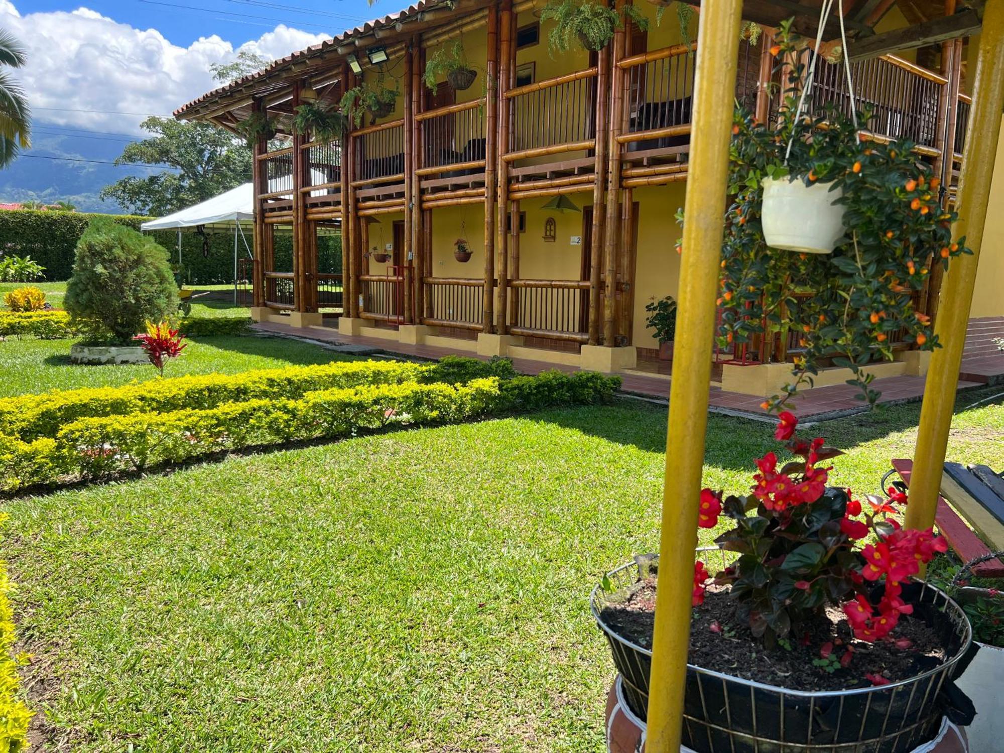 Villa Alejandra Del Quindio Calarcá Eksteriør billede